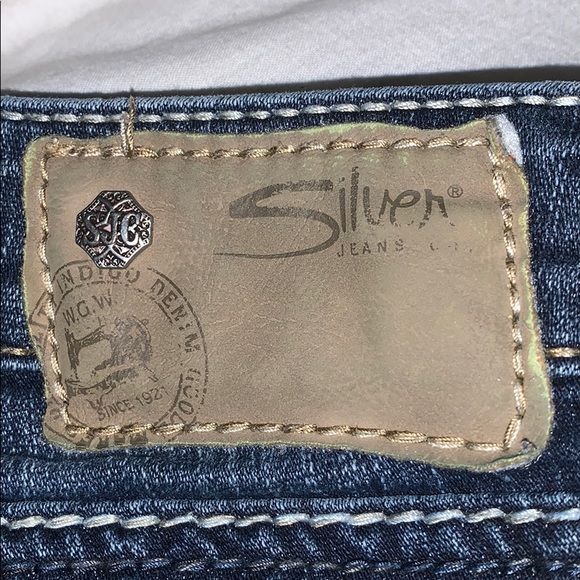 Silver jeans co. Bell bottom jean - Picture 5 of 5